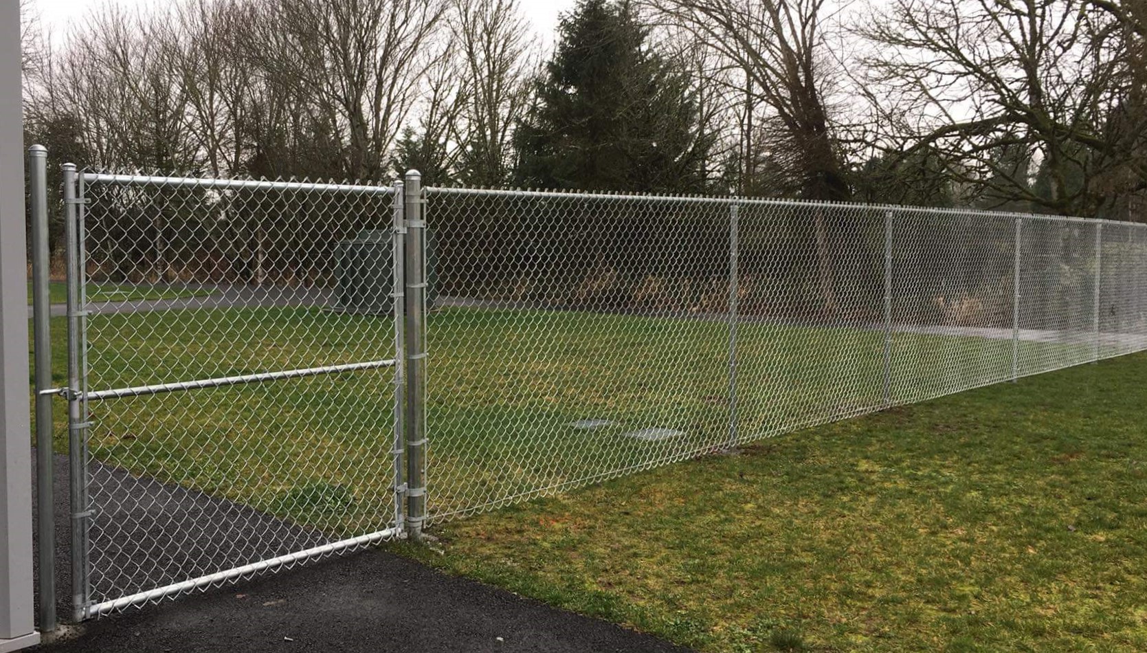 received_788224758290388 Industrial Fencing